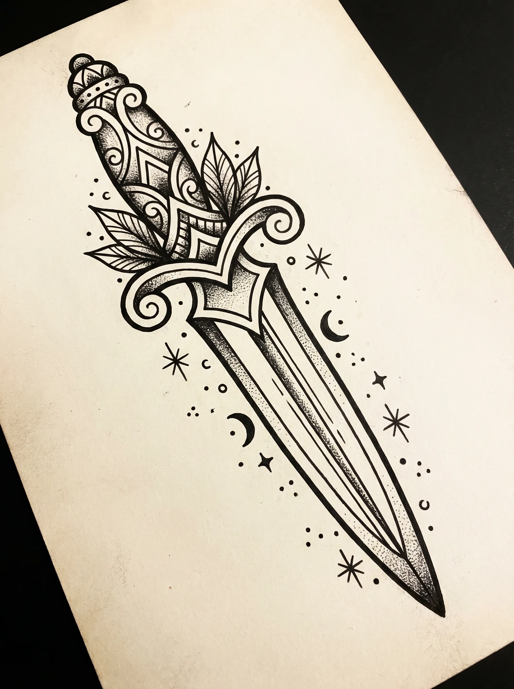 Dagger bold design